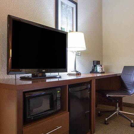 Comfort Inn & Suites Airport Convention Center North Charleston Eksteriør bilde