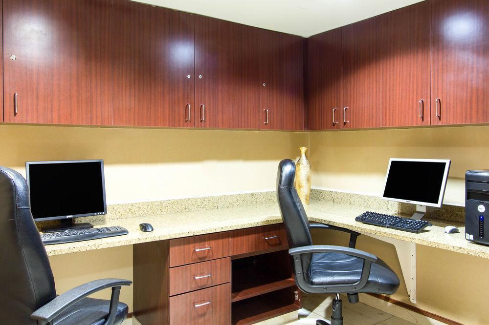 Comfort Inn & Suites Airport Convention Center North Charleston Eksteriør bilde