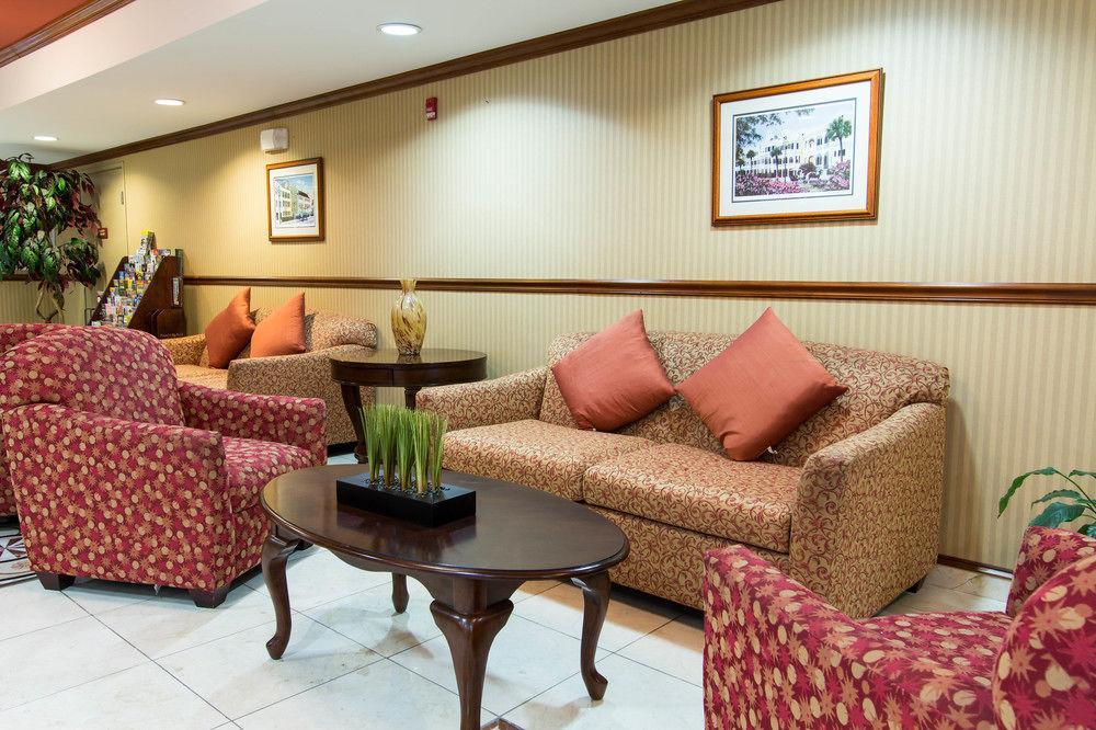 Comfort Inn & Suites Airport Convention Center North Charleston Eksteriør bilde