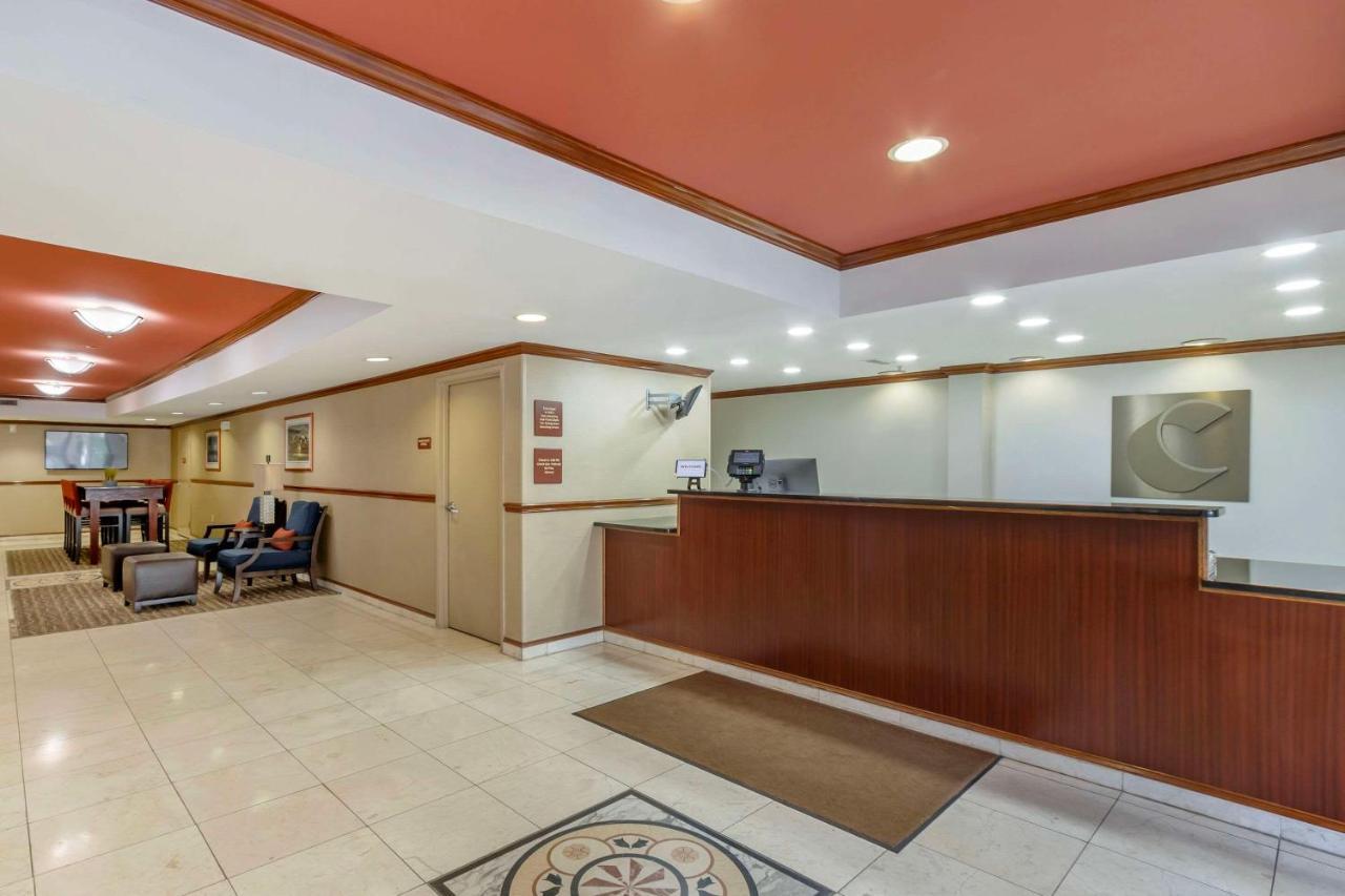 Comfort Inn & Suites Airport Convention Center North Charleston Eksteriør bilde