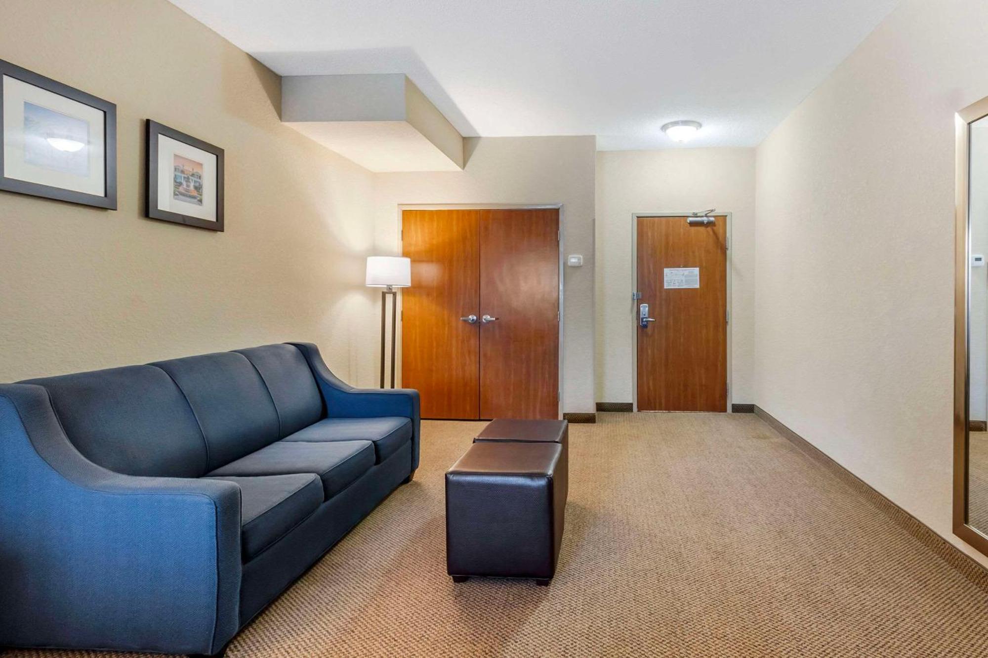 Comfort Inn & Suites Airport Convention Center North Charleston Eksteriør bilde