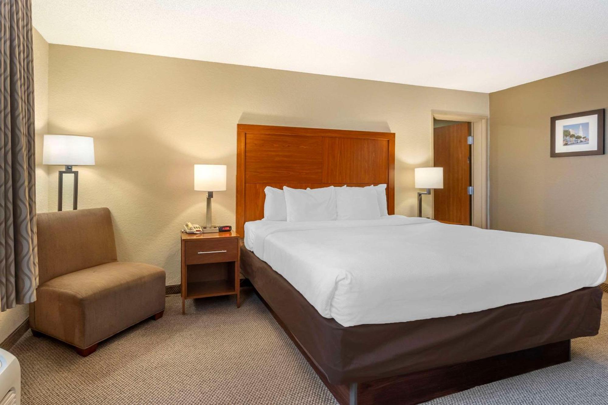 Comfort Inn & Suites Airport Convention Center North Charleston Eksteriør bilde