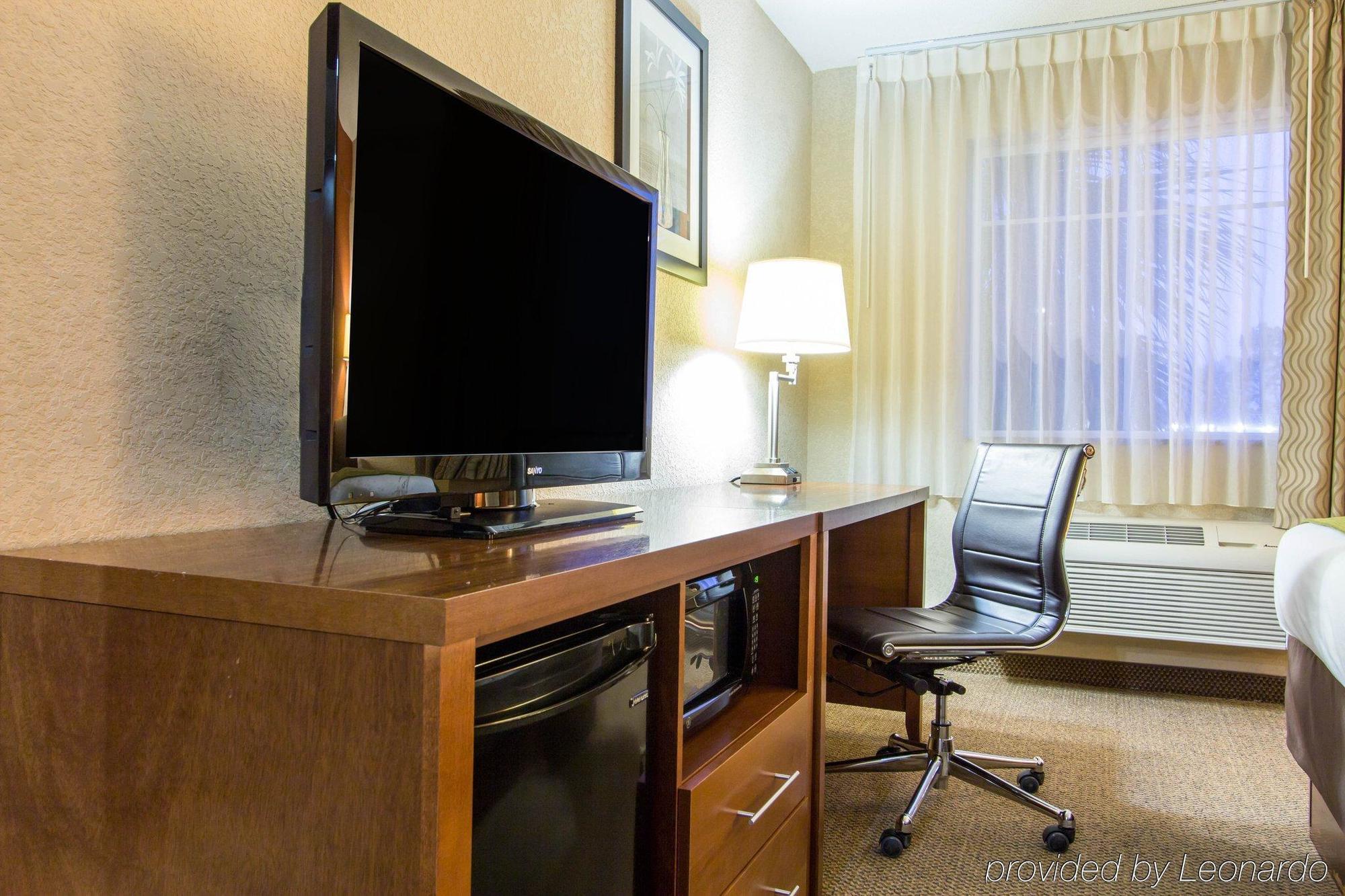 Comfort Inn & Suites Airport Convention Center North Charleston Eksteriør bilde